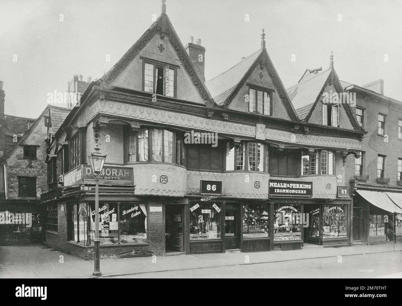 Vintage late 19th/early 20th century photograph 1921 Ancient houses
