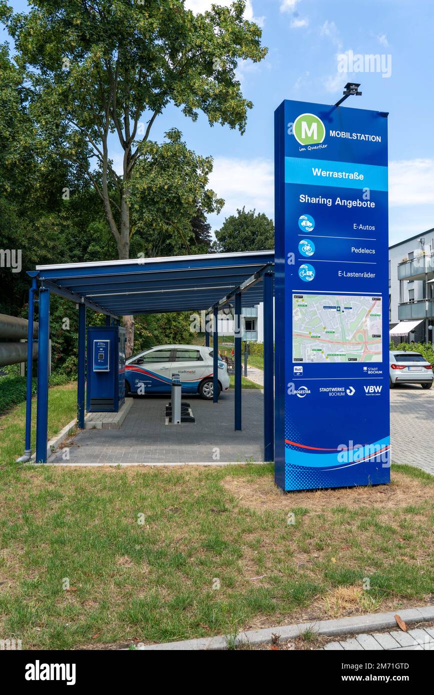 E-Mobilitätsstation, CarSharing und E-Bike-Sharing, für alle Bürger, Miet- und Ladestation, betrieben von BOGESTRA, Stadtwerke Bochum und der VBW, Boc Stock Photo