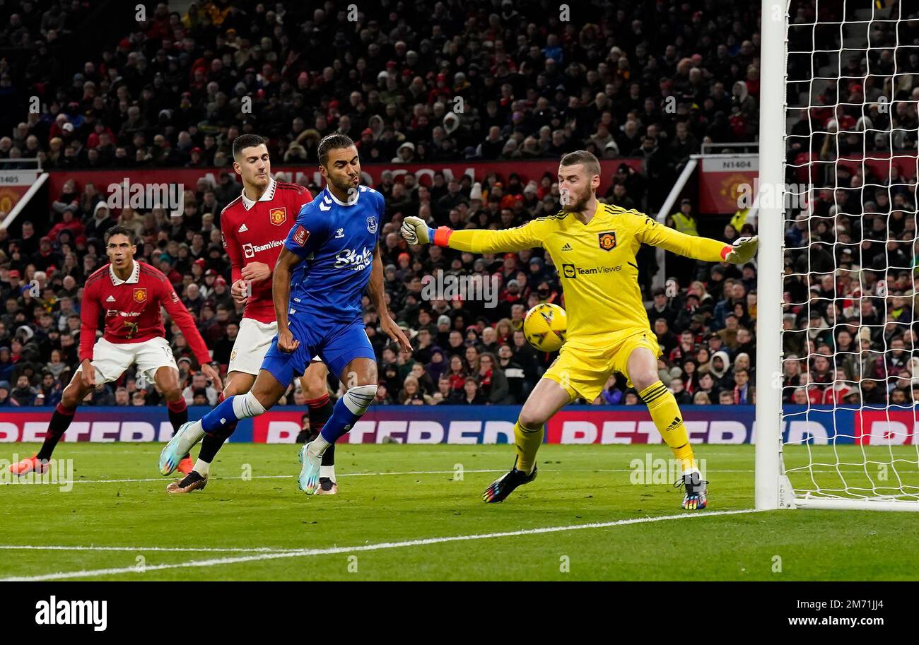 Manchester, England, 6th January 2023. Dominic Calvert Lewin of Everton knocks the ball past David De Gea of Manchester United into the net before VAR ruled it out for offside  during the The FA Cup match at Old Trafford, Manchester. Picture credit should read: Andrew Yates / Sportimage Credit: Sportimage/Alamy Live News Stock Photo