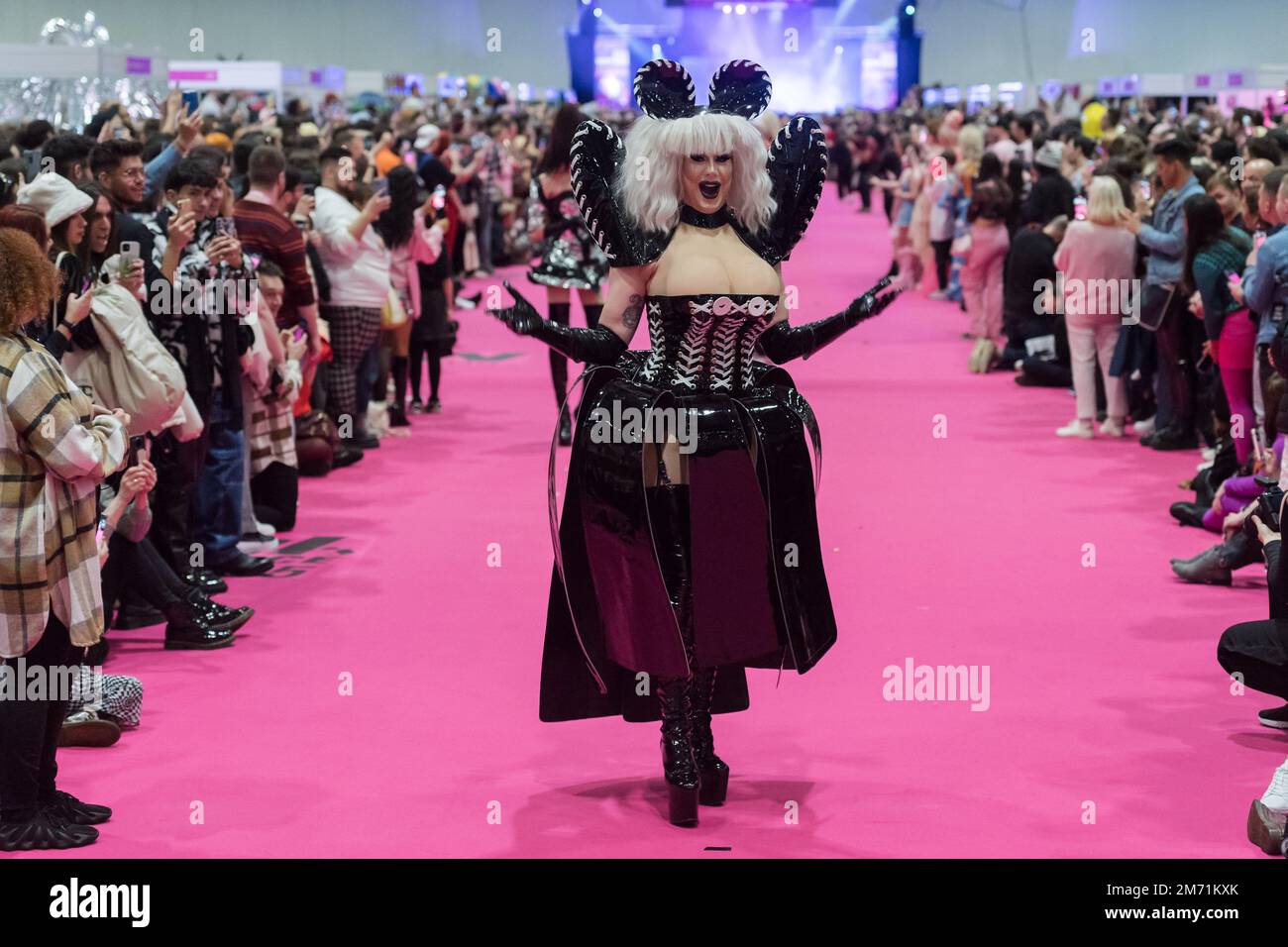 Drag queen jimbo hires stock photography and images Alamy