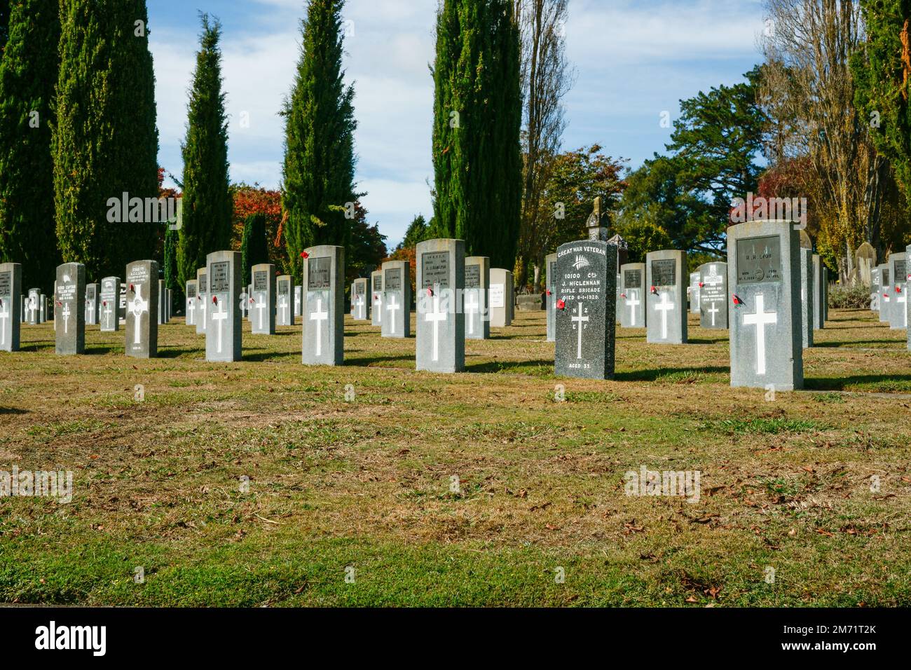 Hamilton New Zealand April 25 2010; Headstones of fallen soldiers in graveyard Stock Photo Alamy