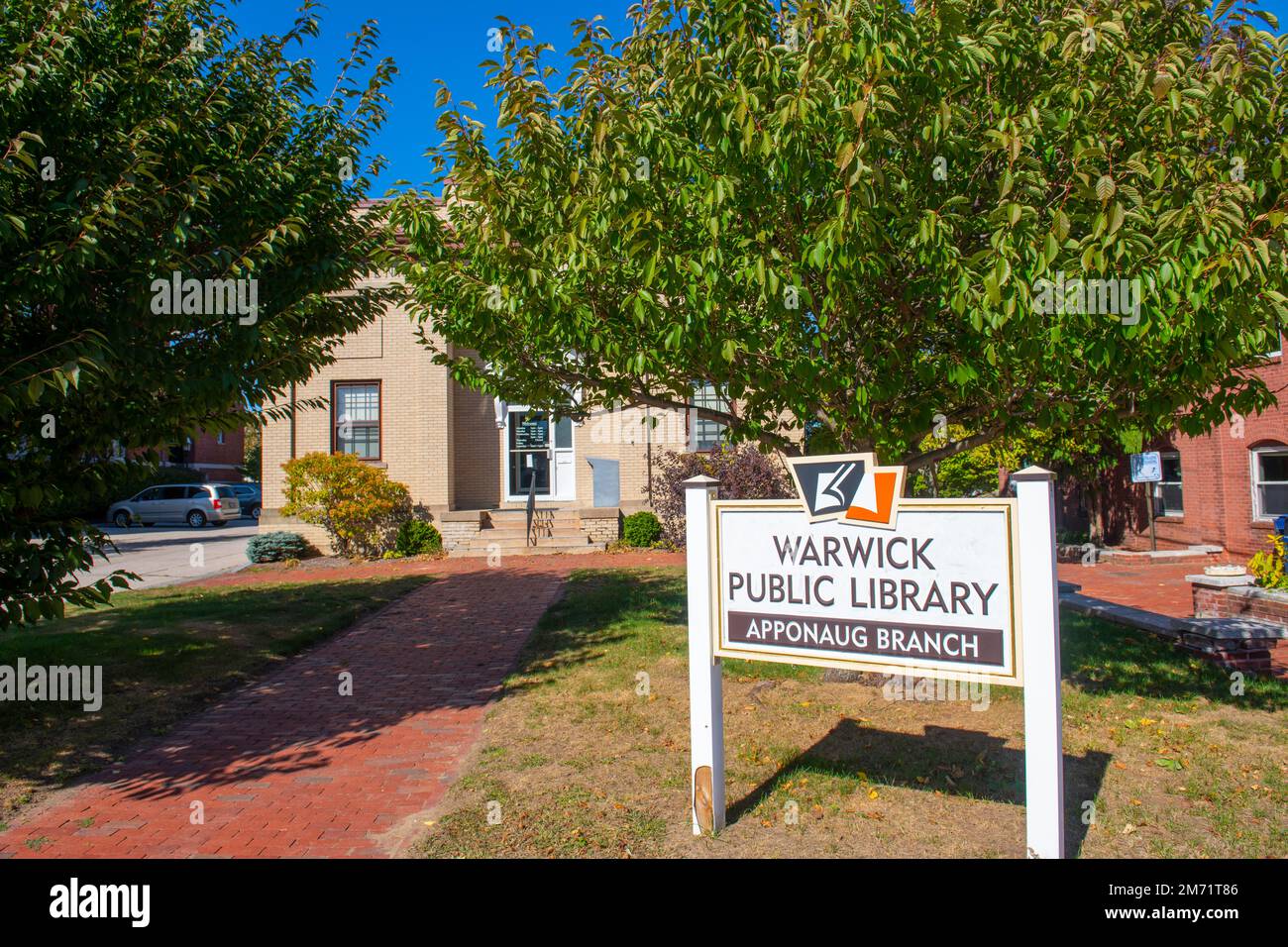 Henry Warner Budlong Memorial Library is a public library at 3267 Post