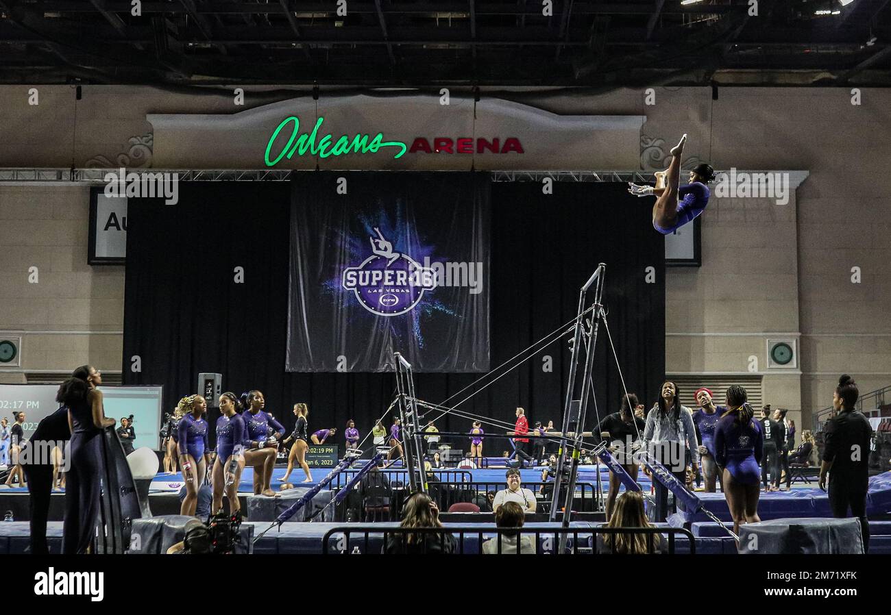 Las Vegas, NV, USA. 6th Jan, 2023. The Fisk Bulldogs team, the first