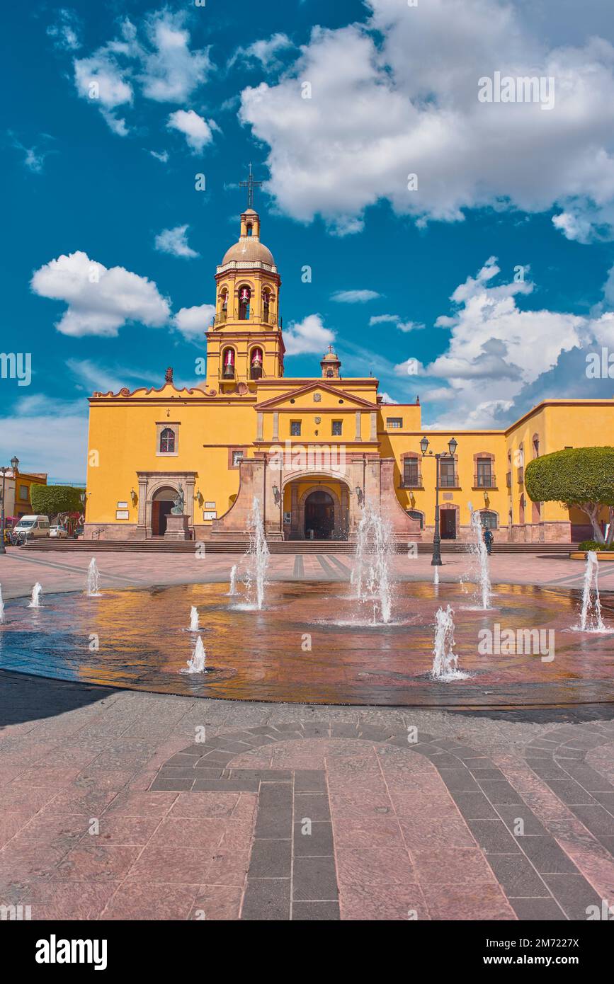 Santiago de Queretaro, Queretaro, Mexico, 09 07 22, Water fountain in front of the main entrance of the Temple and Convent of the Holy Cross of Miracl Stock Photo