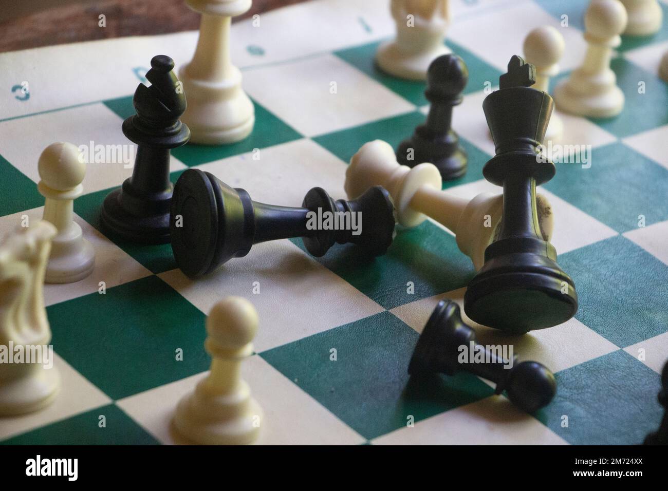 Live chess ratings hi-res stock photography and images - Alamy