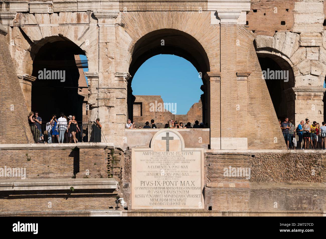 Tourist spots in rome hi-res stock photography and images - Alamy