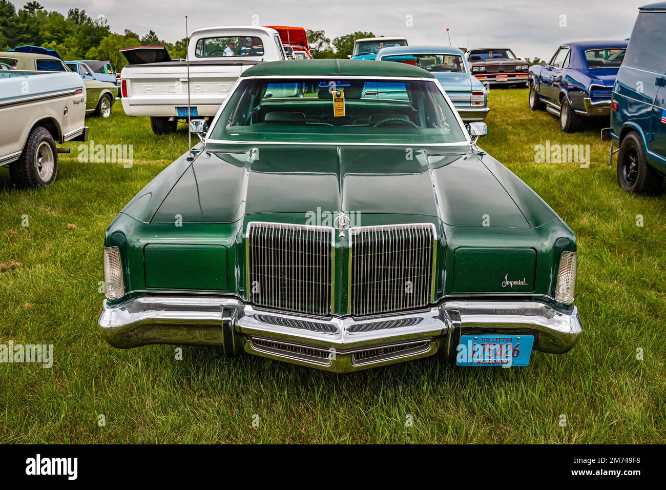 Iola, WI - July 07, 2022: High perspective front view of a 1975 Chrysler Imperial  LeBaron Crown Coupe Edition at a local car show Stock Photo - Alamy, image size:1300x956