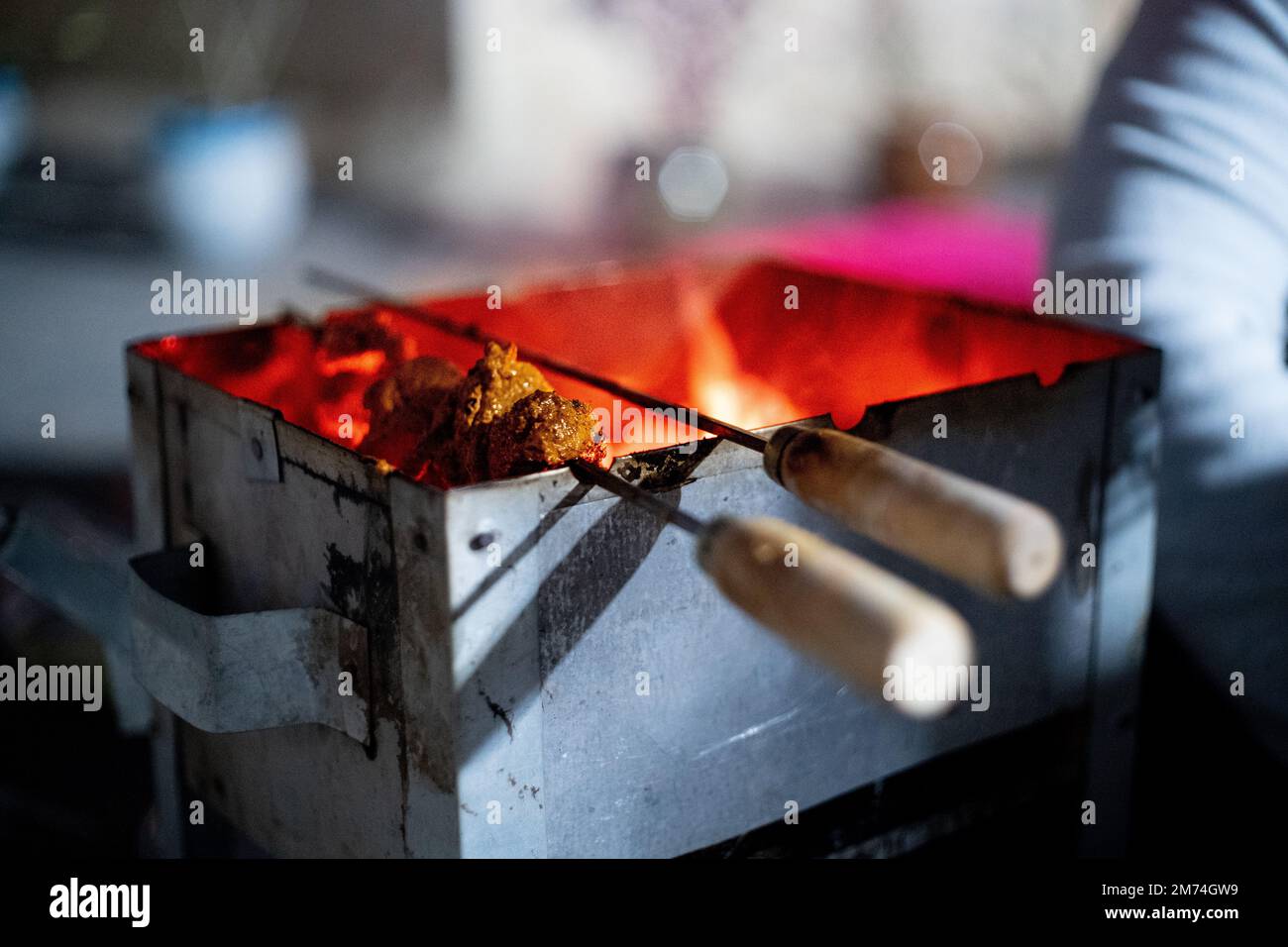 Coal box hi-res stock photography and images - Page 8 - Alamy
