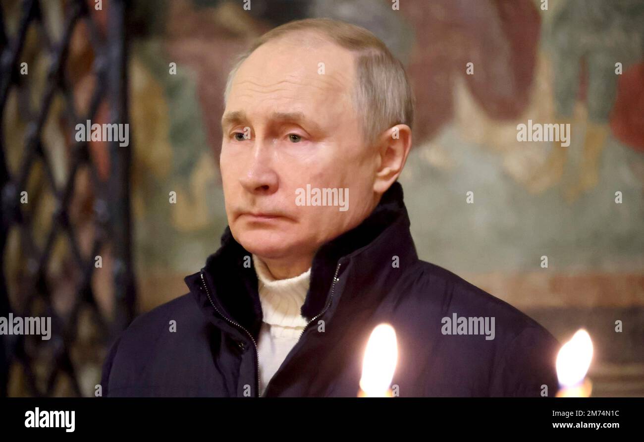 Moscow, Russia. 07 January, 2023. Russian President Vladimir Putin attends an Orthodox Christmas midnight service at the Annunciation Cathedral in the Kremlin, January 7, 2023 in Moscow, Russia. Credit: Mikhail Klimentyev/Kremlin Pool/Alamy Live News Stock Photo
