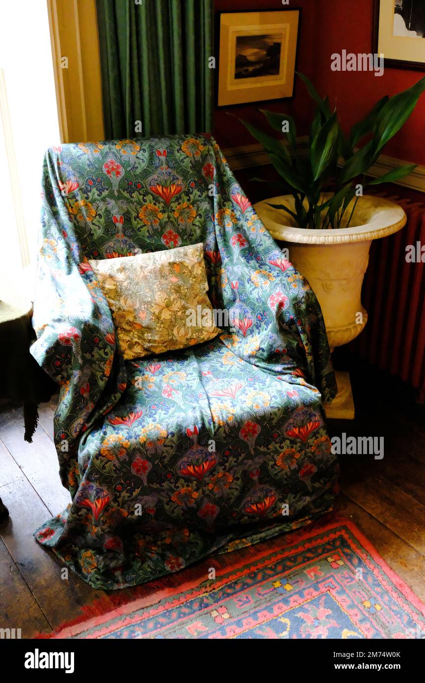 Throw rug hi-res stock photography and images - Alamy