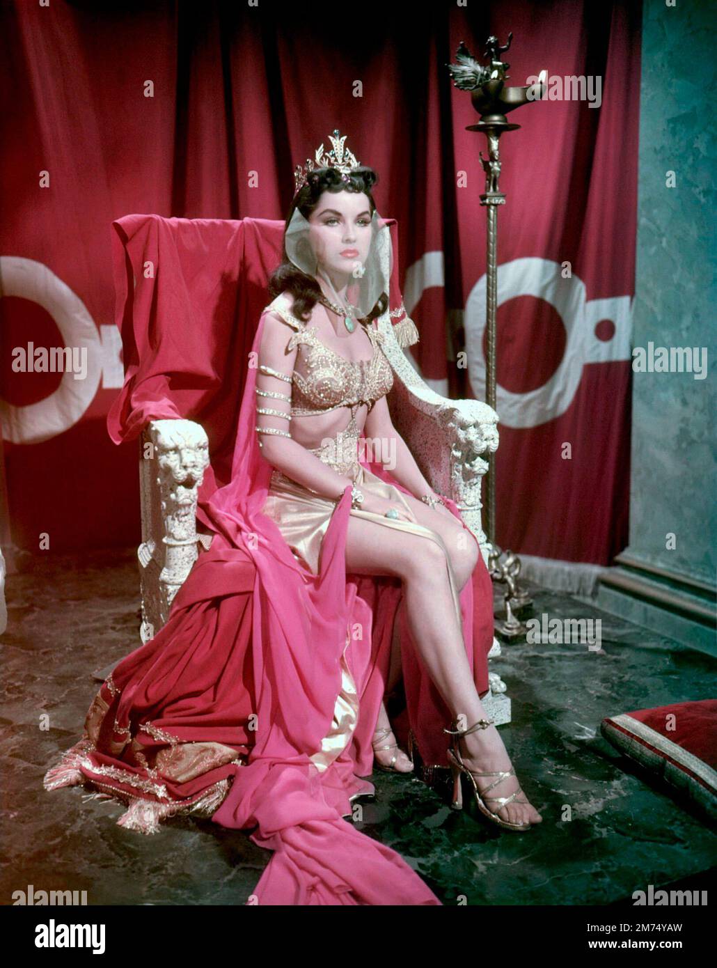 DEBRA PAGET in PRINCESS OF THE NILE (1954), directed by HARMON JONES. Credit: 20TH CENTURY FOX / Album Stock Photo