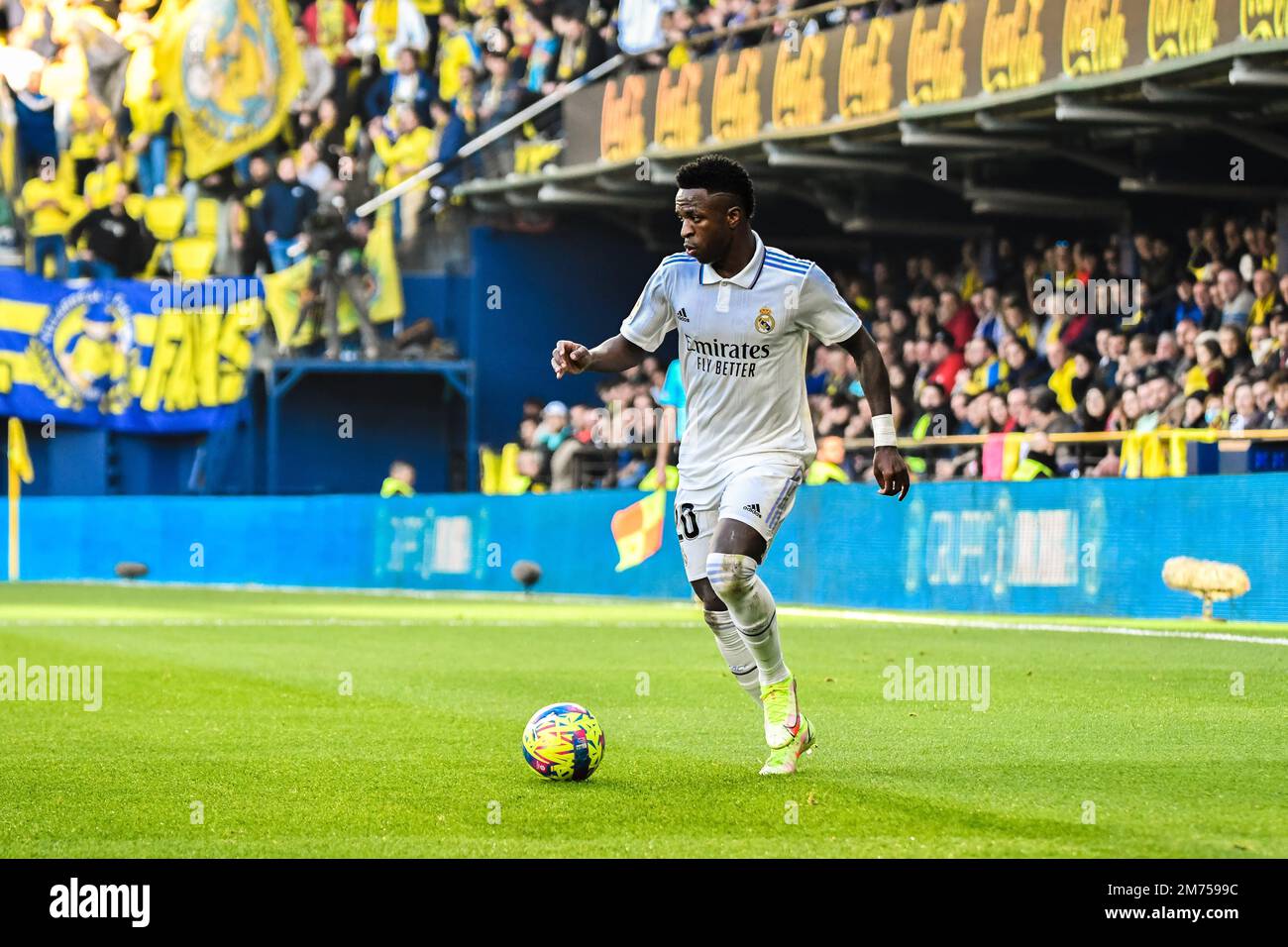 VILLARREAL, SPAIN - JANUARY 7: Vinicius Jr of Real Madrid CF control the ball to shoot during the match between Villarreal CF and Real Madrid CF of La Liga Santander on January 7, 2023 at Estadi de la Ceramica in Villarreal, Spain. (Photo by Samuel Carreño/ PX Images) Credit: Px Images/Alamy Live News Stock Photo