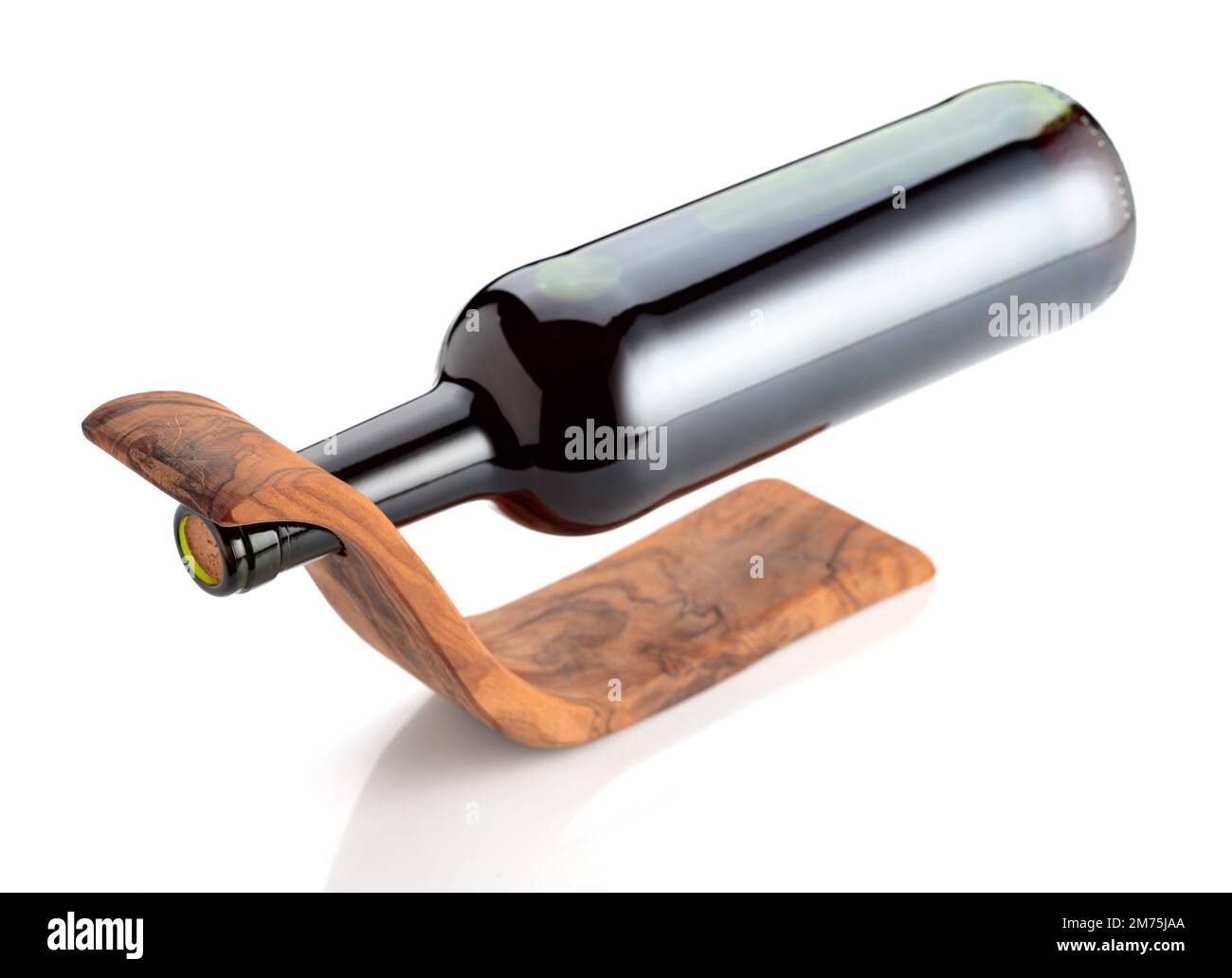 https://c8.alamy.com/comp/2M75JAA/bottle-of-red-wine-in-a-wooden-bottle-holder-is-isolated-on-a-white-background-2M75JAA.jpg