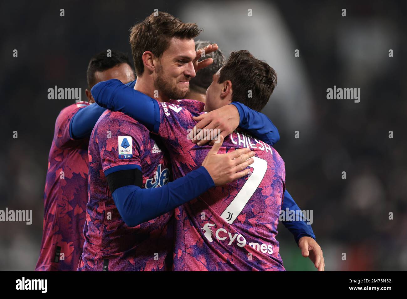 Turin, Italy. 7th Jan, 2023. Daniele Rugani, Alex Sandro and Leandro Paredes of Juventus congratulate team mate Federico Chiesa after his assist set up Danilo to score the only goal of the game during the Serie A match at Allianz Stadium, Turin. Picture credit should read: Jonathan Moscrop/Sportimage Credit: Sportimage/Alamy Live News Stock Photo