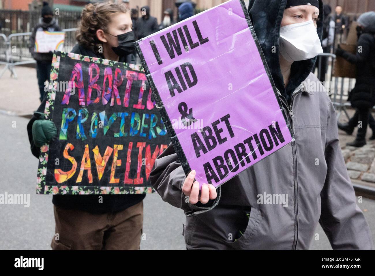 New York, New York, USA. 7th Jan, 2023. Pro-choice demonstrators clash with pro-lifers during their monthly protest before both parties converge on the planned parenthood office on Mott and Bleeker Streets in New York. (Credit Image: © Brian Branch Price/ZUMA Press Wire) Credit: ZUMA Press, Inc./Alamy Live News Stock Photo