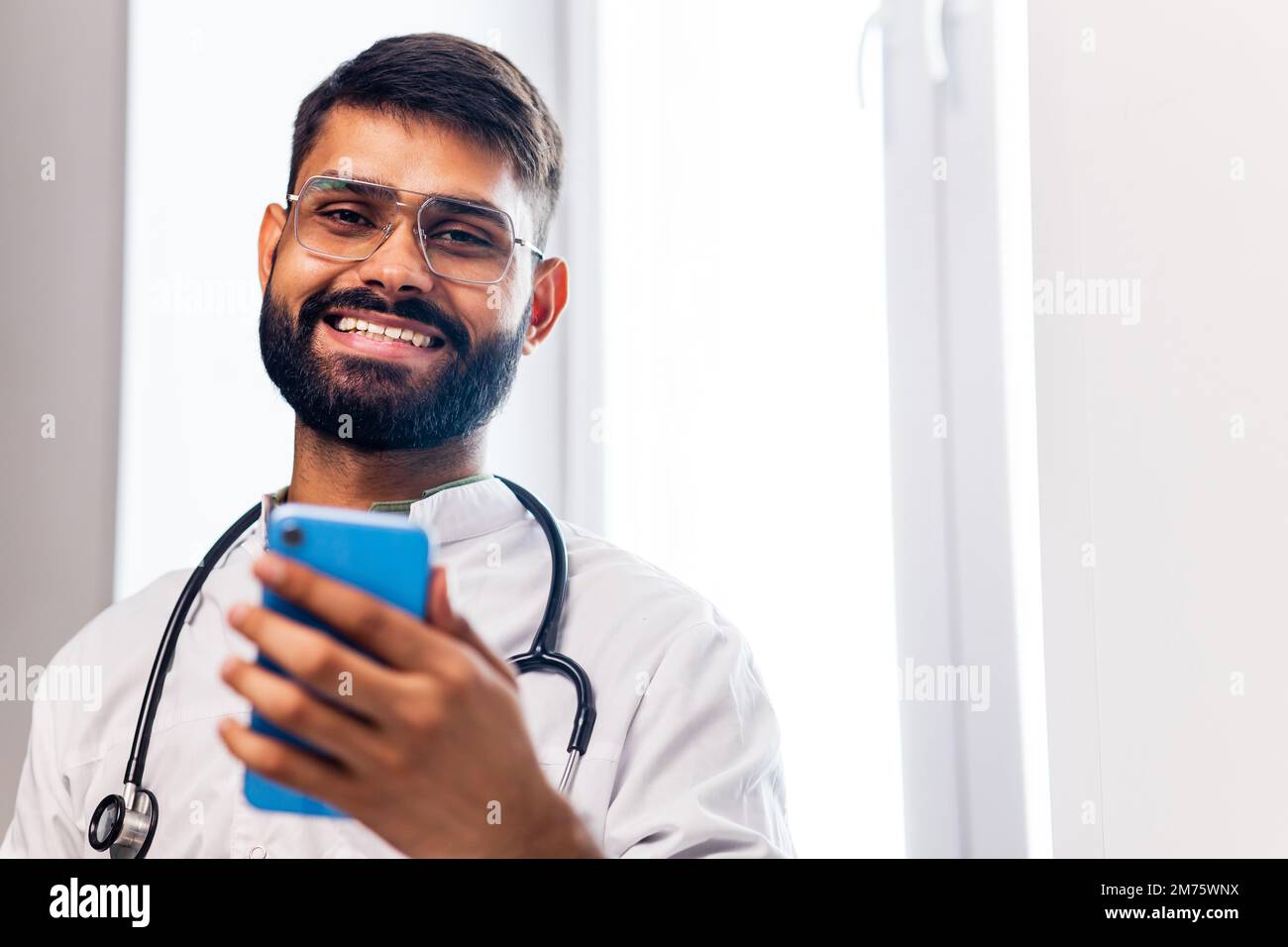 Doctor app hires stock photography and images Alamy