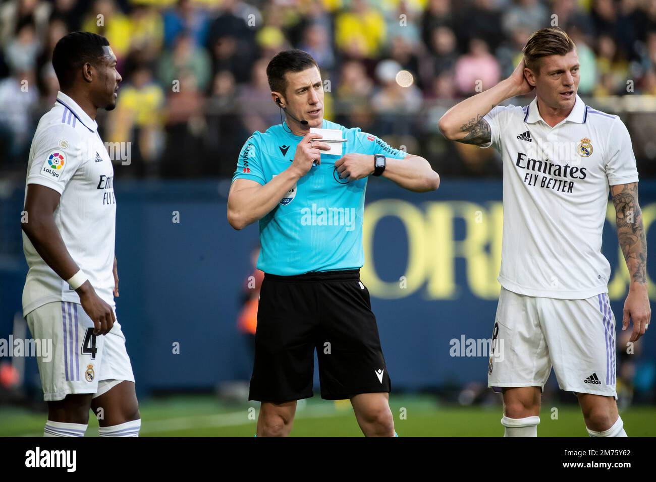 Referee cesar soto grado hi-res stock photography and images - Alamy