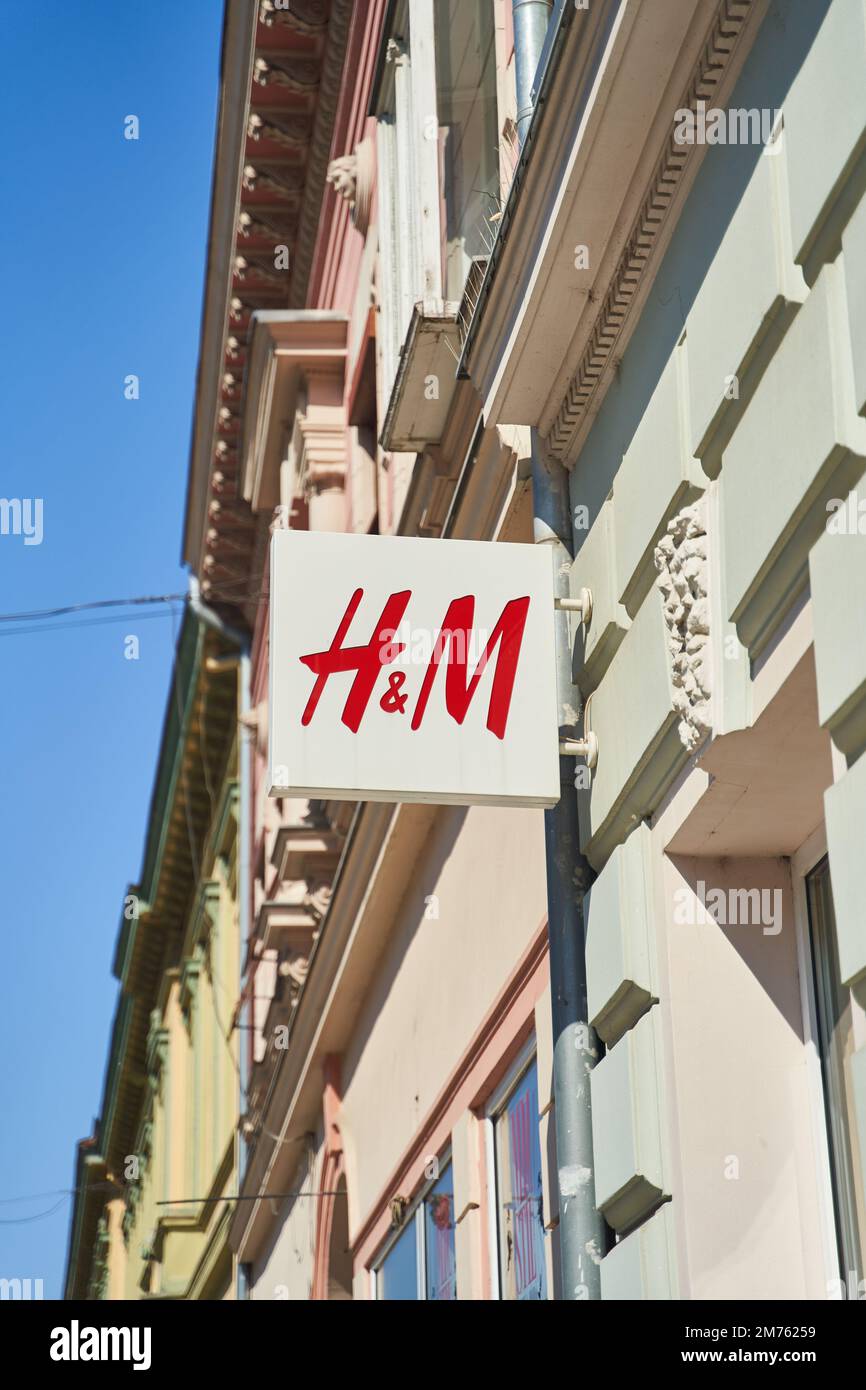 Novi Sad, Serbia - 06.05.2021: Closeup of H and M sign on modern building  facade in the street Stock Photo - Alamy