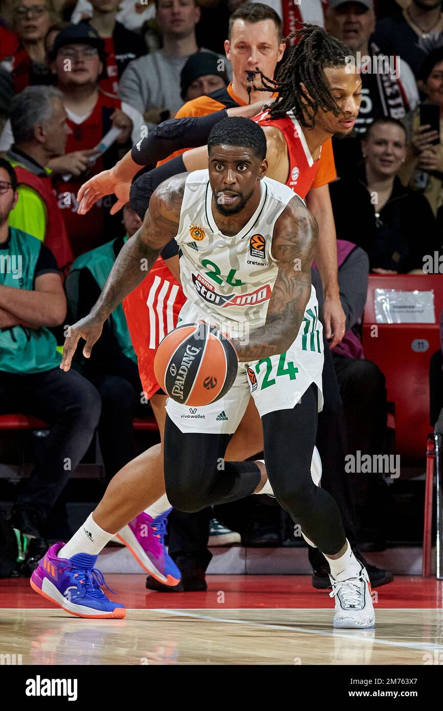 Bacon dwayne panathinaikos athen pao24 hi-res stock photography and ...