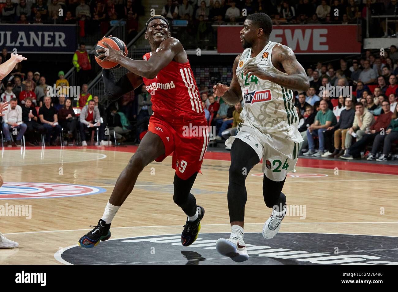 FIBA EuroLeague 2022/2023 München FC Bayern vs Panathinaikos Athen