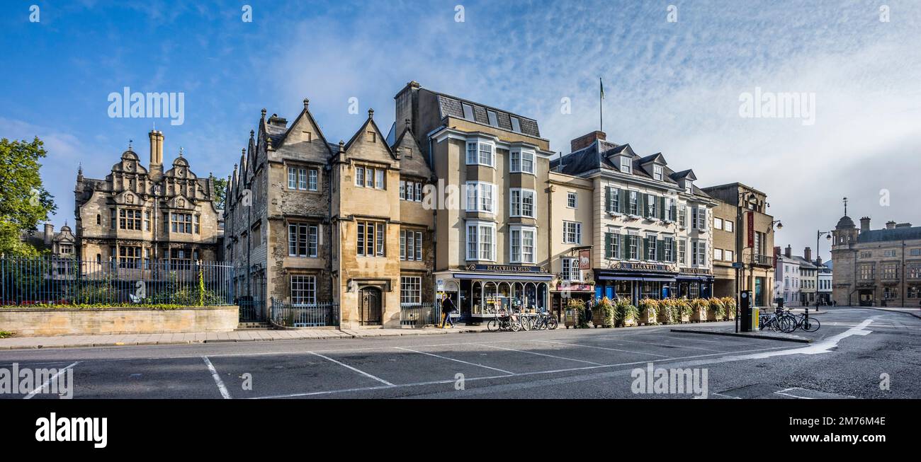 view of Broad Street, Oxford with Jackson building and Kettel Hall of Trinity College and Blackwell's bookshop, Oxfordshire, South East England Stock Photo