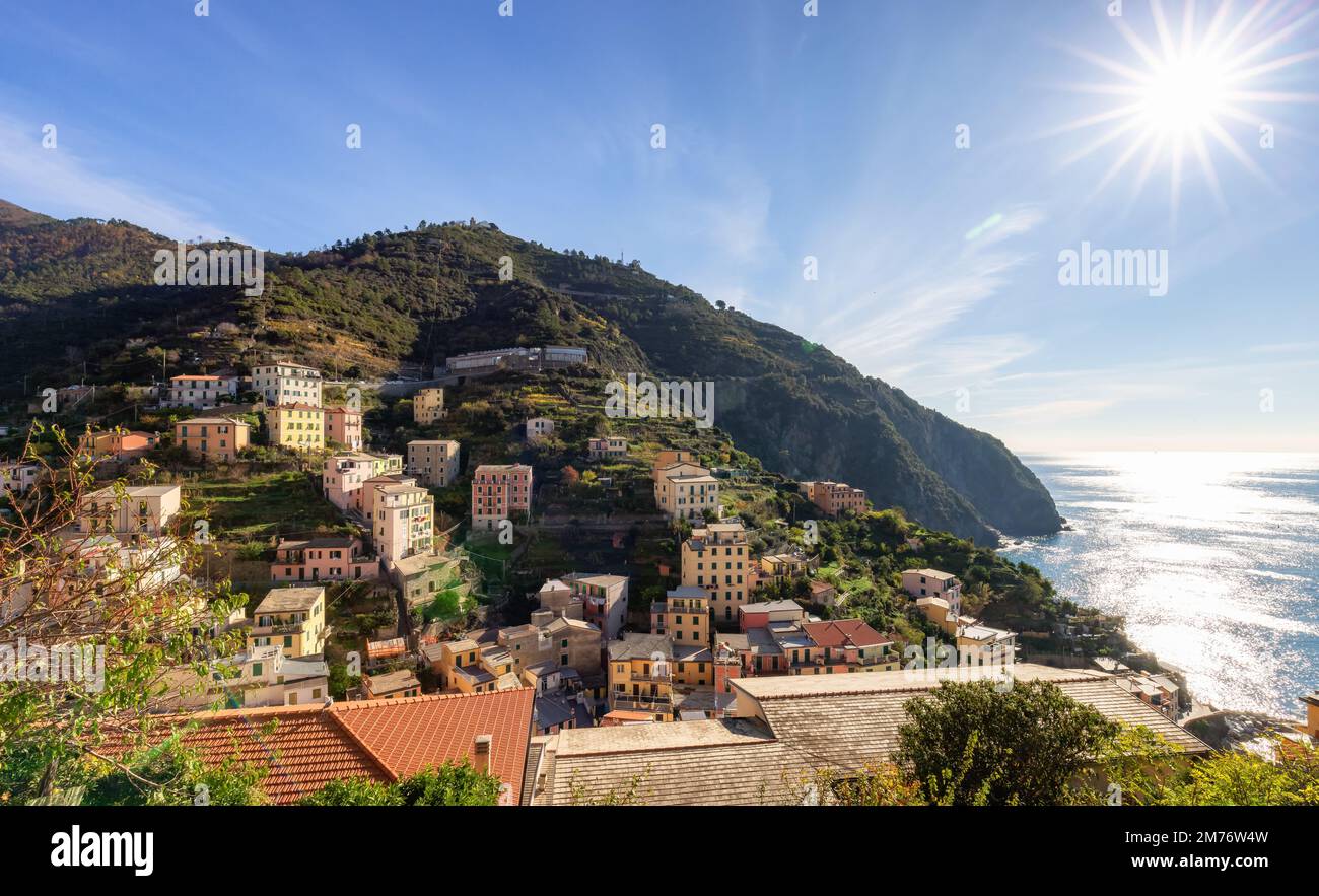 Colorful apartment homes in Riomaggiore, Italy. Cinque Terre Stock