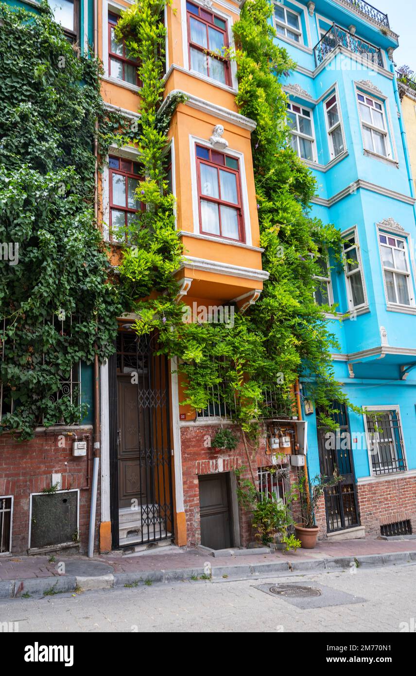 Balat and istanbul houses hi-res stock photography and images - Alamy