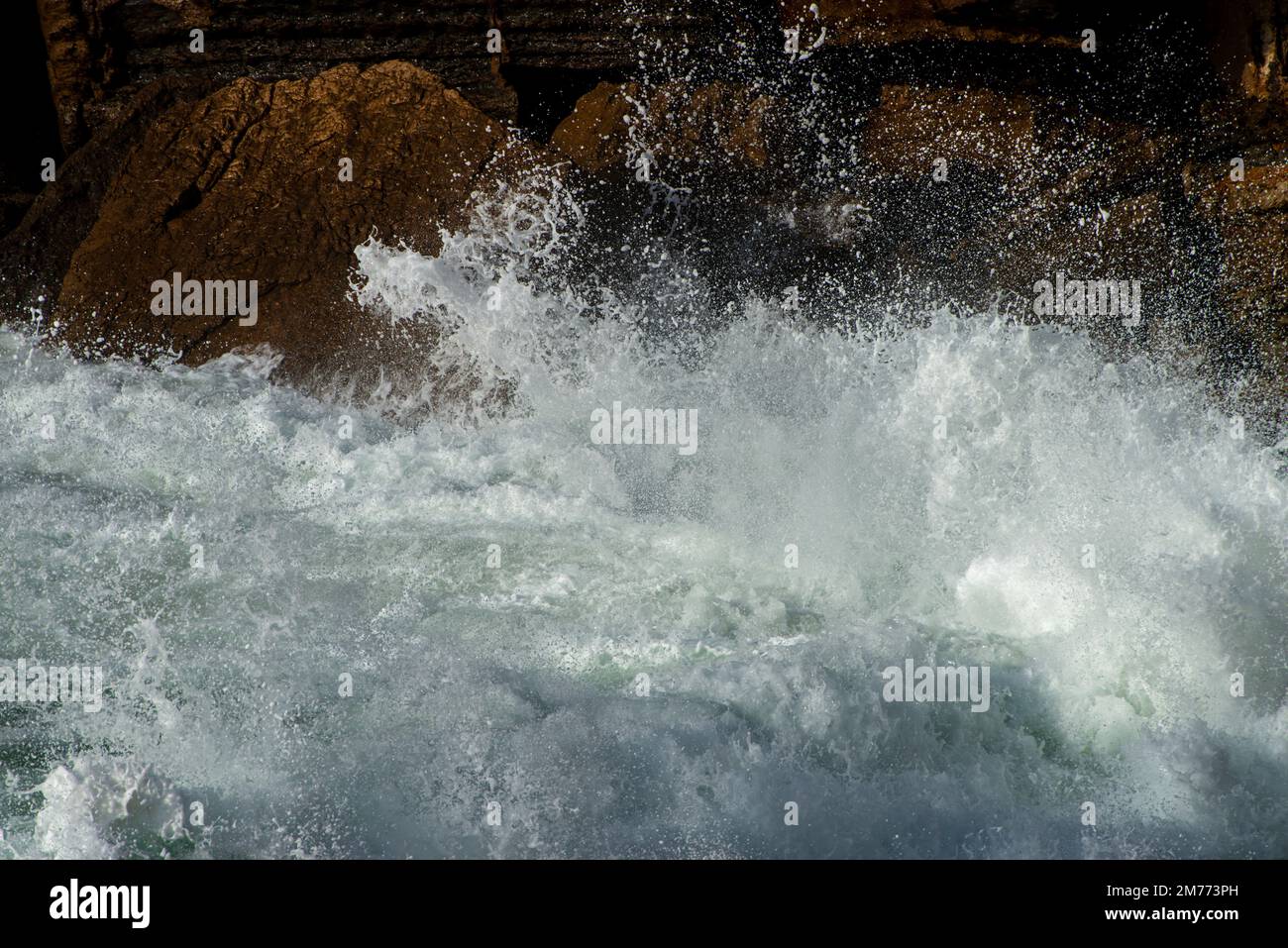 Ocean Waves hitting rocks Stock Photo Alamy