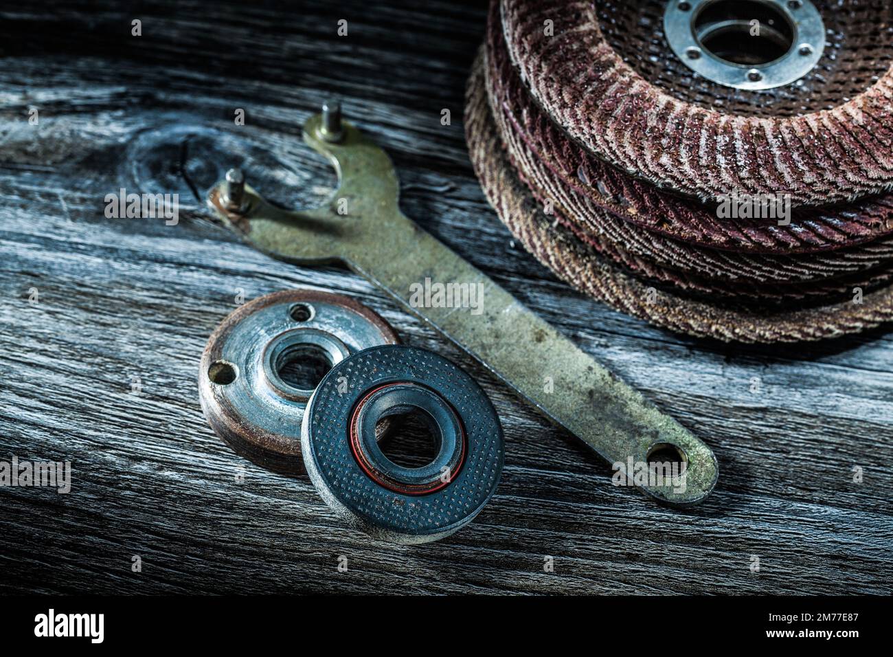 Round Key Discs Flap discs hi-res stock photography and images - Alamy