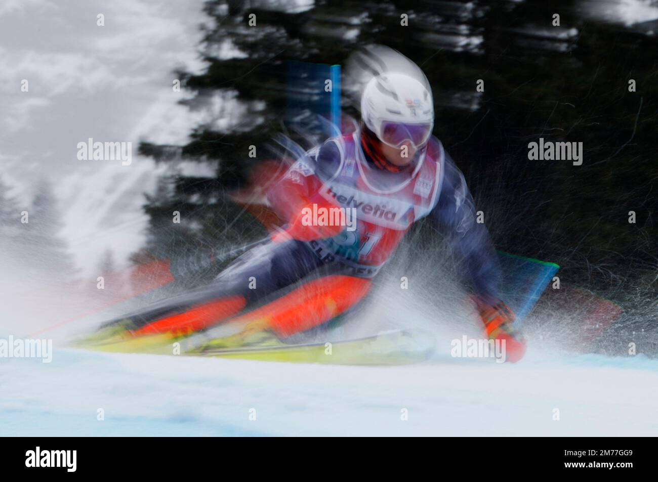 Alpine Skiing - FIS Alpine Ski World Cup - Men's Slalom - Adelboden, Switzerland - January 8, 2023 Jett Seymour of the U.S. in action REUTERS/Stefan Wermuth Stock Photo