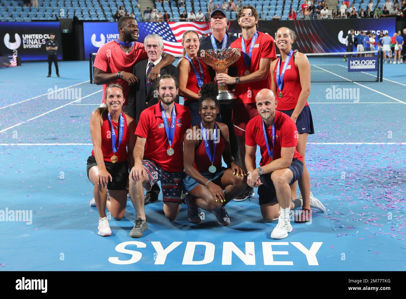 sydney-australia-08th-jan-2023-champions-team-usa-pose-with-their-trophy-at-the-united-cup-day-10-at-ken-rosewall-arena-sydney-olympic-park-tennis-centre-sydney-australia-on-8th-january-2023-photo-by-peter-dovgan-editorial-use-only-license-required-for-commercial-use-no-use-in-betting-games-or-a-single-clubleagueplayer-publications-credit-uk-sports-pics-ltdalamy-live-news-2M77TKG.jpg