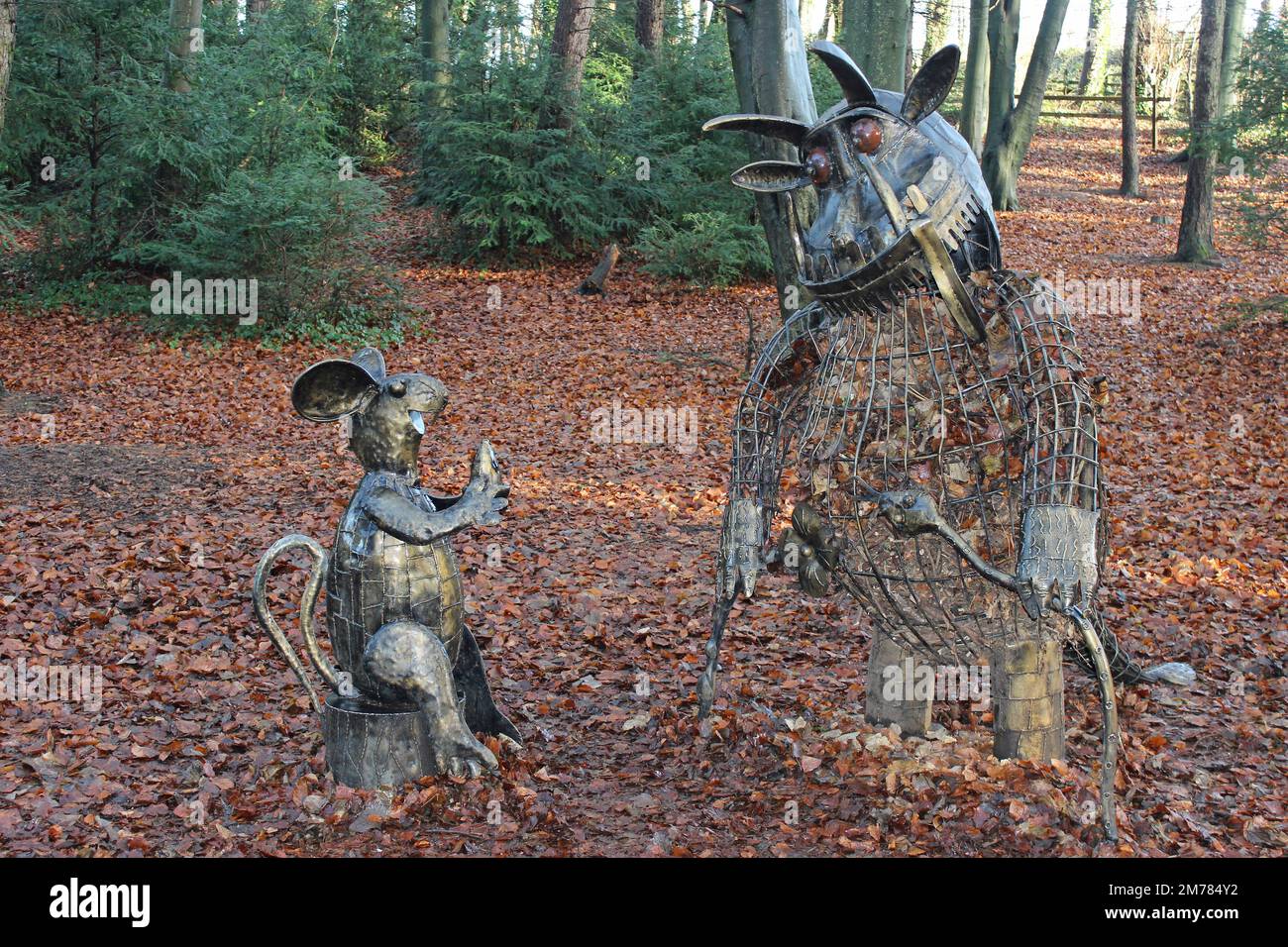 Metal Sculptures Of The Gruffalo & Mouse Stock Photo