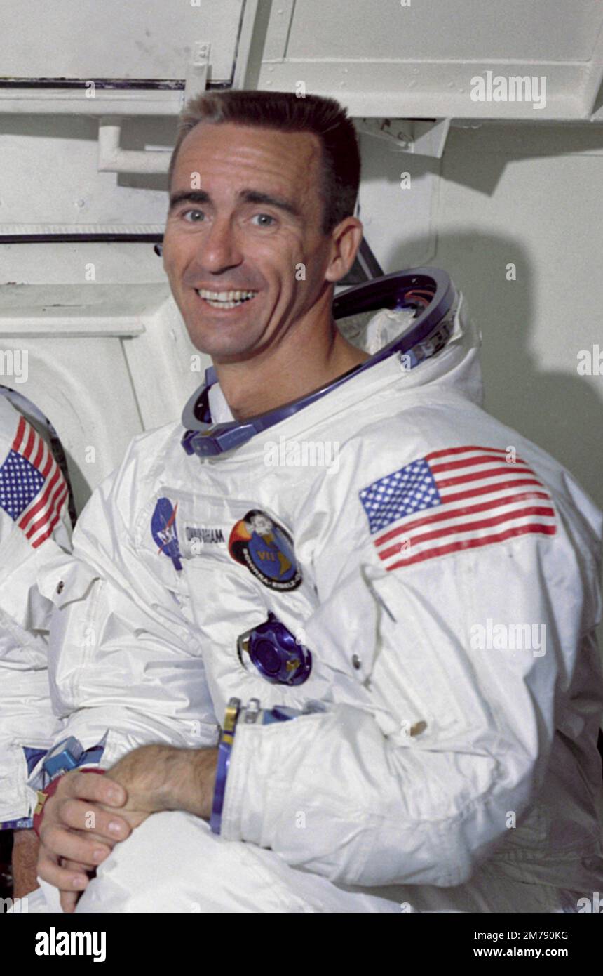 Cape Canaveral, United States. 22 May, 1968. NASA prime crew of the first manned Apollo space mission astronaut Walter Cunningham, at the hatch of the capsule on Launch Pad 34 at the Kennedy Space Center, May 22, 1968 in Cape Canaveral, Florida. Cunningham died January 4, 2023 at 90-years-old, the last surviving member of the NASA Apollo 7 mission. Stock Photo