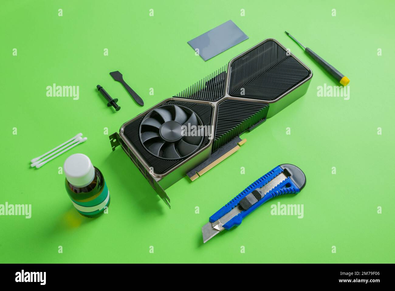 Graphics card maintenance. Cleaning from dust, changing thermal paste