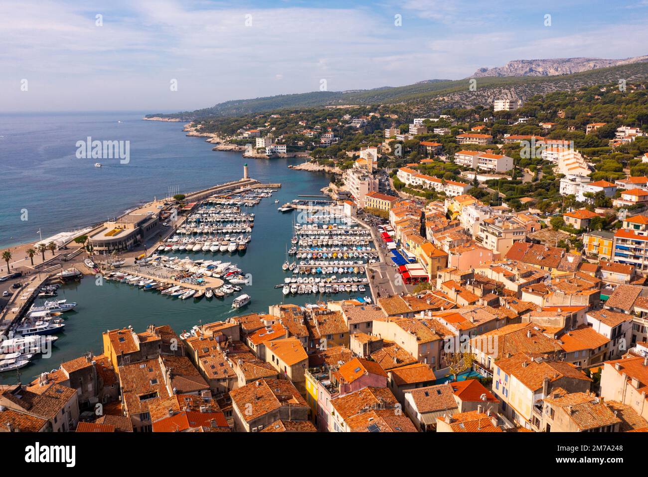 Cassis drone hi-res stock photography and images - Alamy