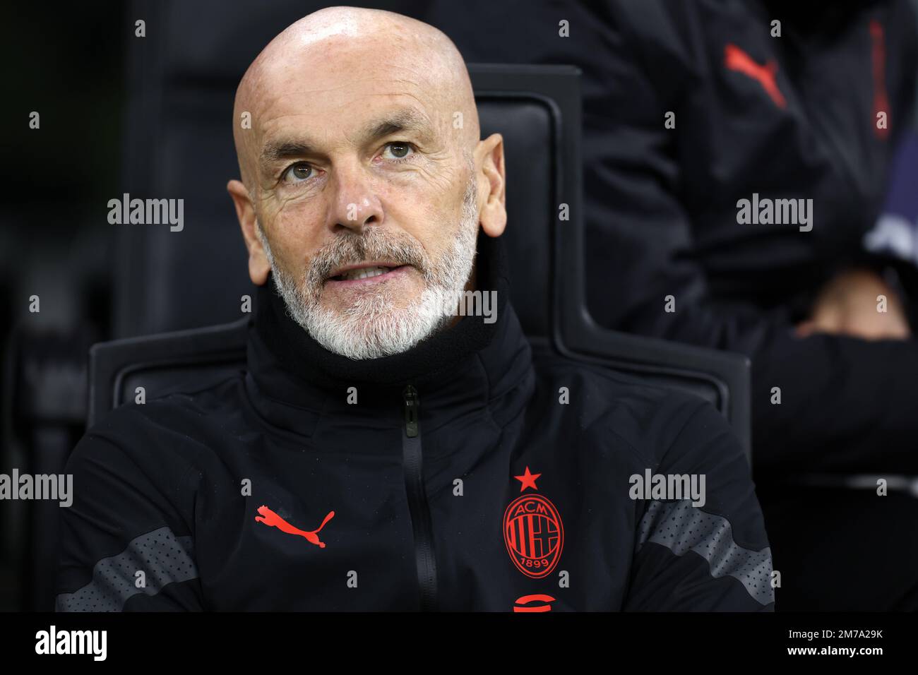 Milan, Italy . 08th Jan, 2023. Stefano Pioli, head coach of Ac Milan looks  on during the Serie A match beetween Ac Milan and As Roma at Stadio  Giuseppe Meazza on January