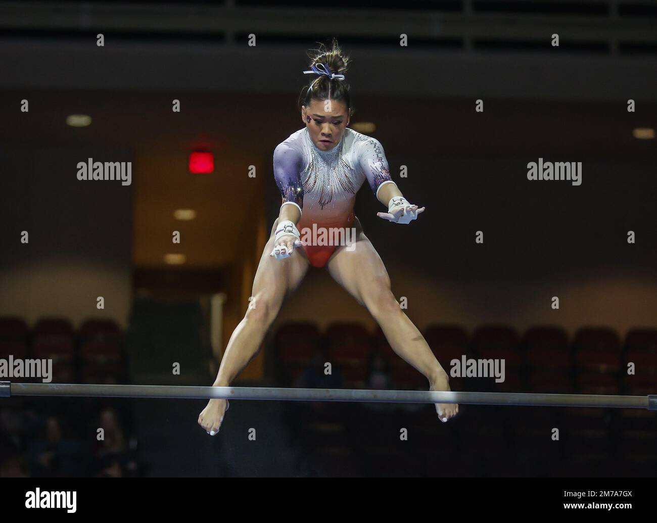 January 7, 2023: Auburn's Sunisa Lee performs her bar routine during ...