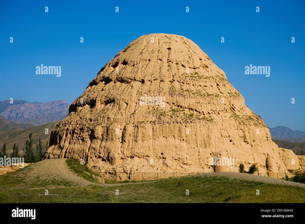 Ningxia Western Xia Imperial Tombs Stock Photo Alamy