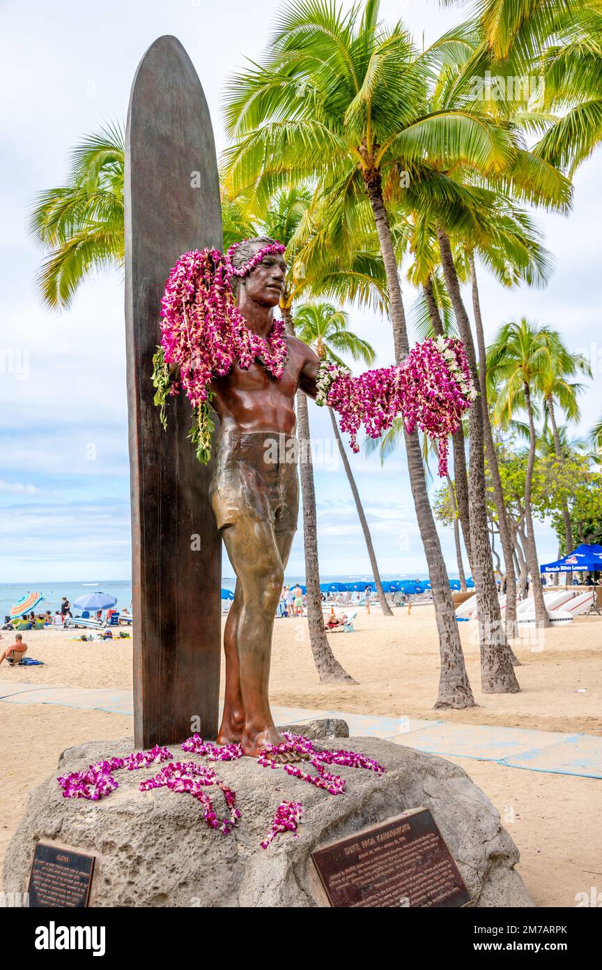 Honolulu, Hawaii January 1, 2023 Duke Kahanamoku statue in front of