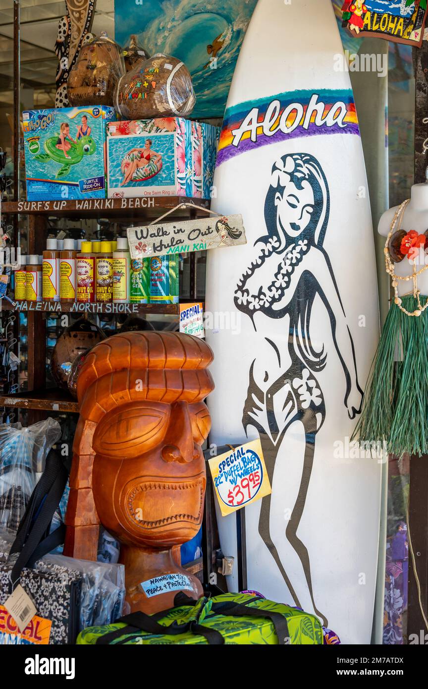 Honolulu, Hawaii January 2, 2023 Tourist gift shop in Waikiki Stock Photo Alamy