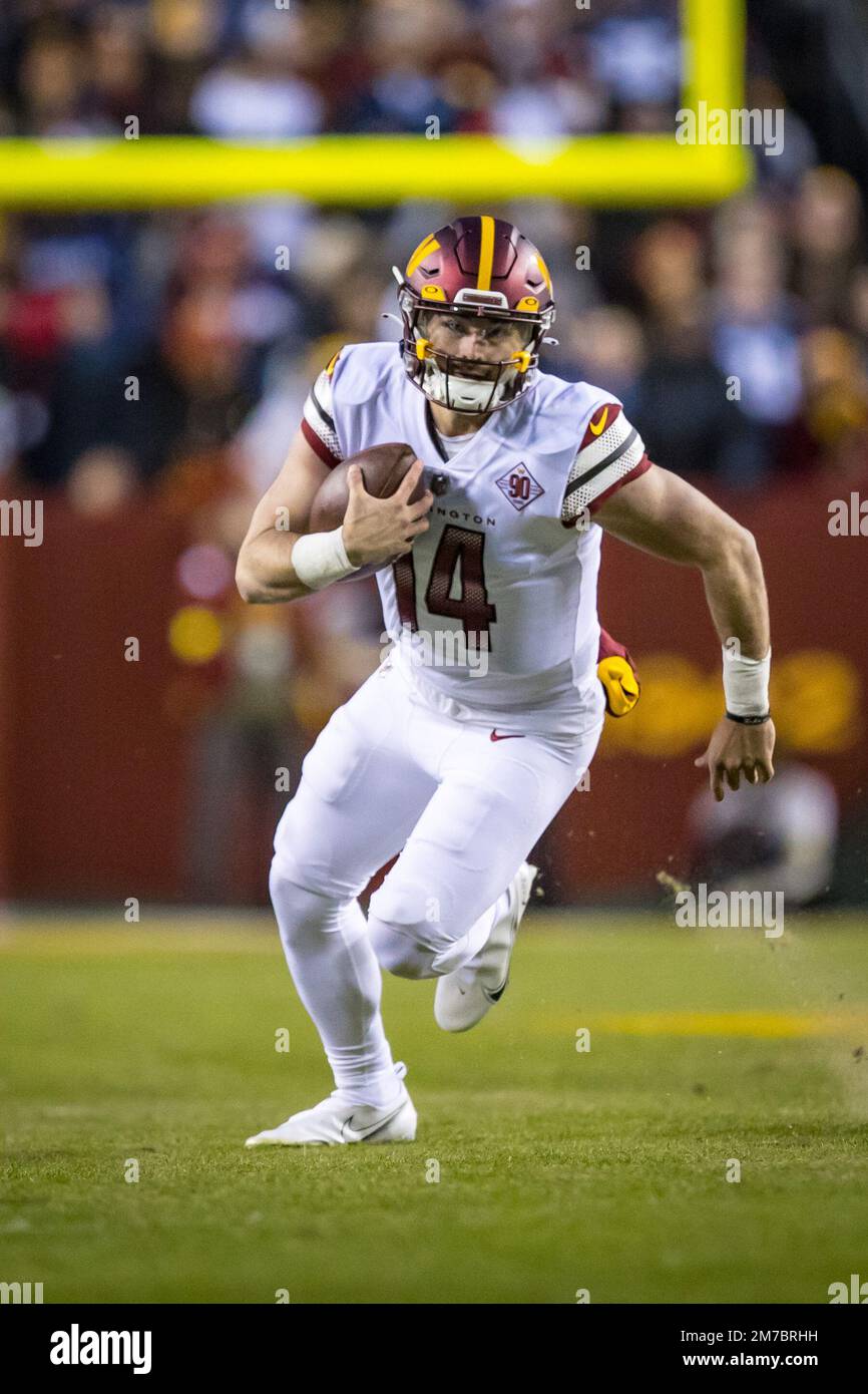 https://c8.alamy.com/comp/2M7BRHH/january-8-2023-washington-commanders-quarterback-sam-howell-14-runs-the-ball-upfield-during-the-game-against-the-dallas-cowboys-in-landover-md-photographer-cory-royster-credit-image-cory-roystercal-sport-mediasipa-usacredit-image-cory-roystercal-sport-mediasipa-usa-2M7BRHH.jpg