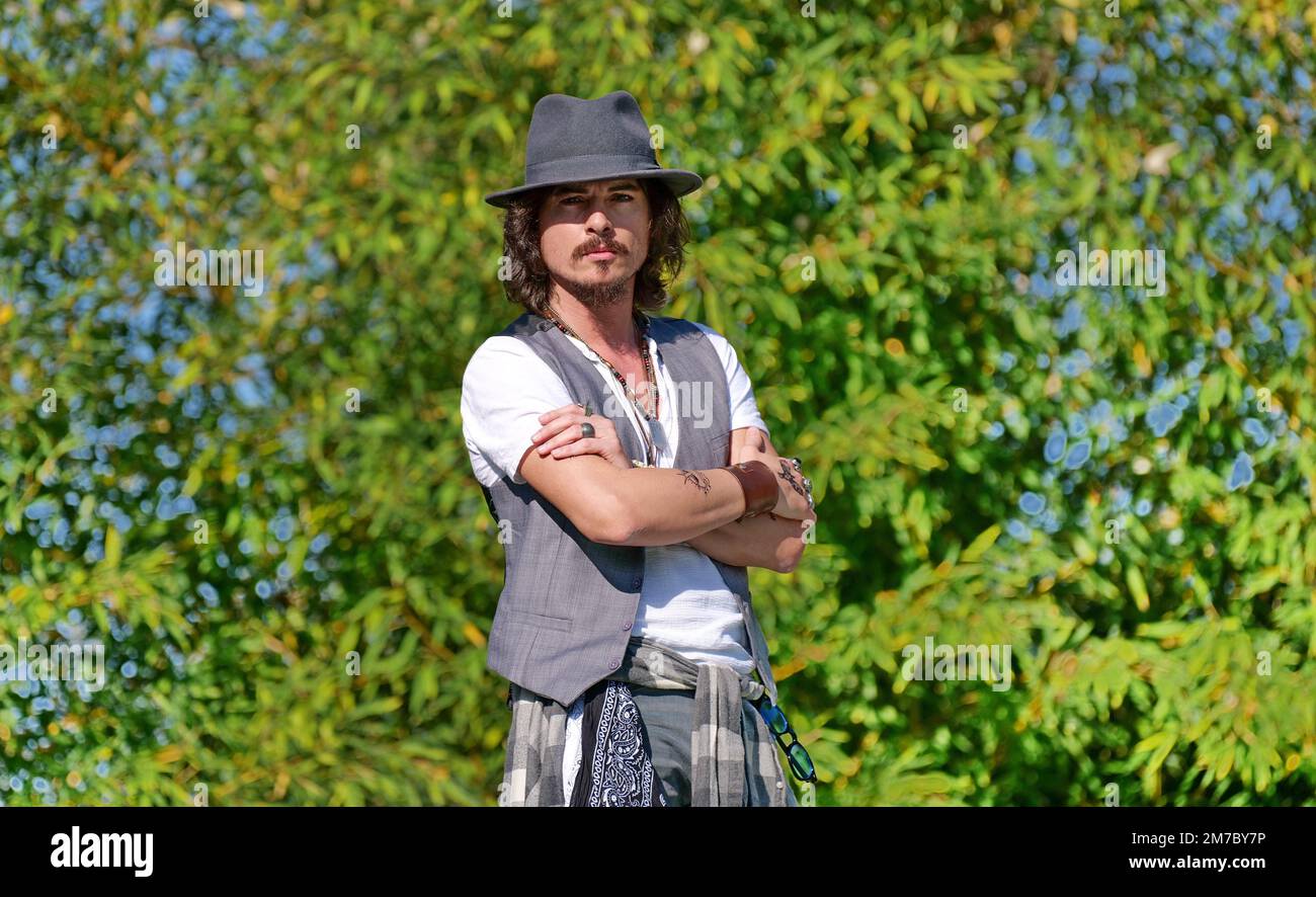 Actor posing for photographers in person cosplay lookalike Johnny Deep