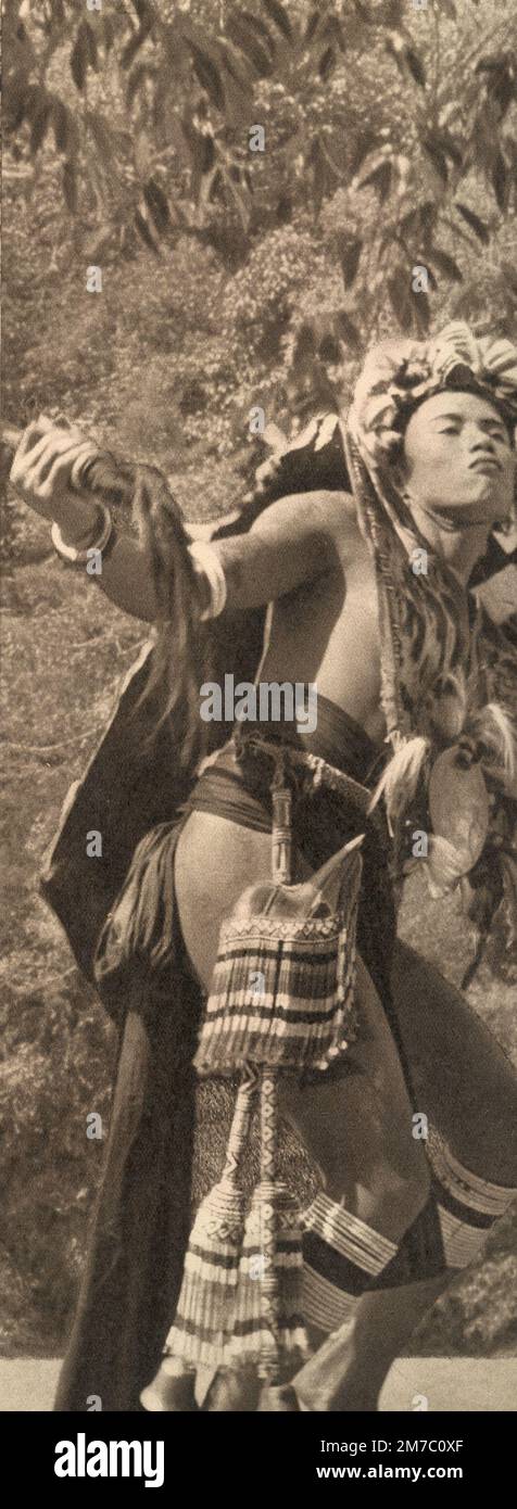 Dancer in Malaysia from the documentary film Lost Continent, Italy 1955 Stock Photo