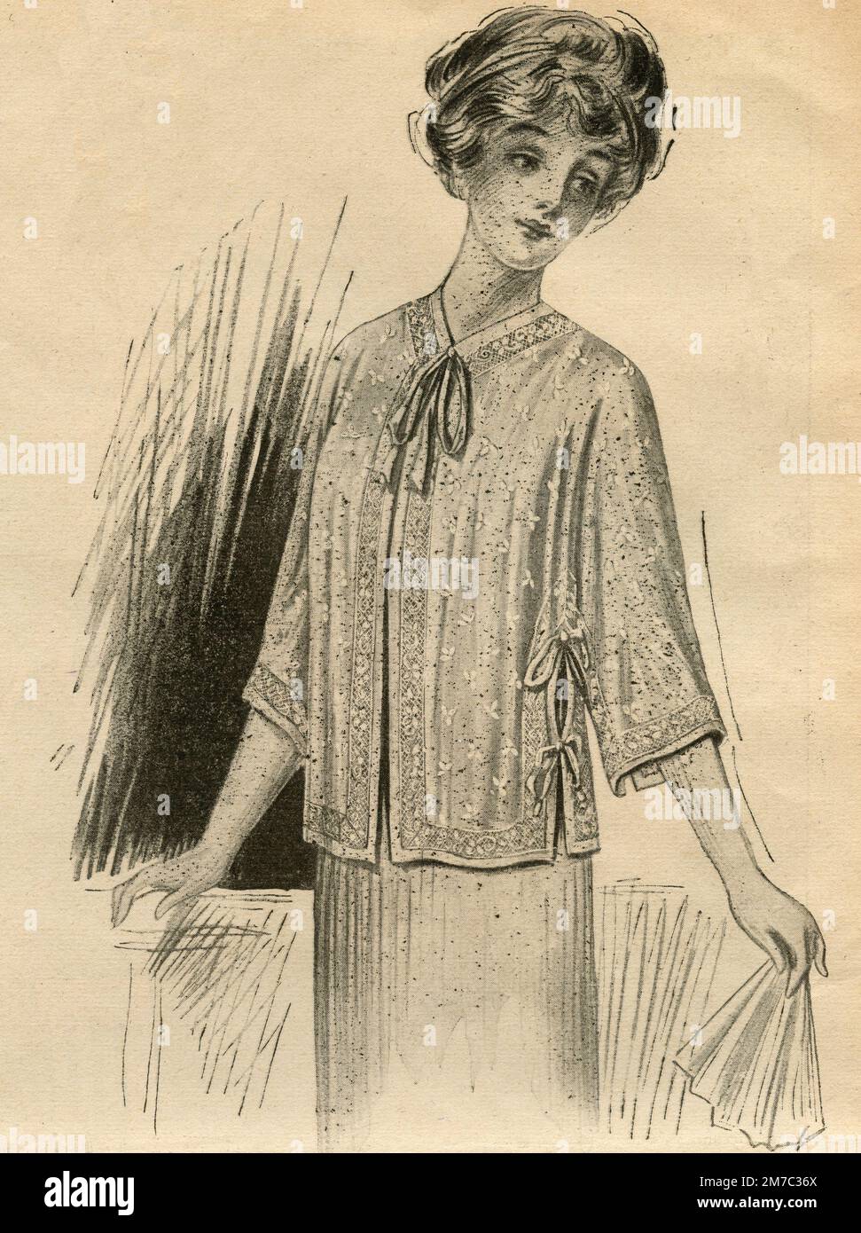 Illustration of women clothes fashion and style from vintage magazine, Italy 1910s Stock Photo