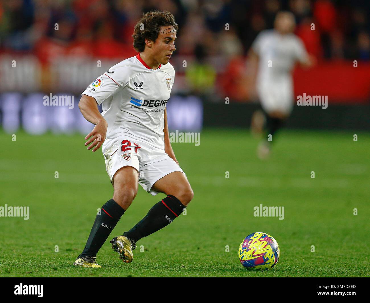 The Rise of Carlos Espí: From Bench to Talisman