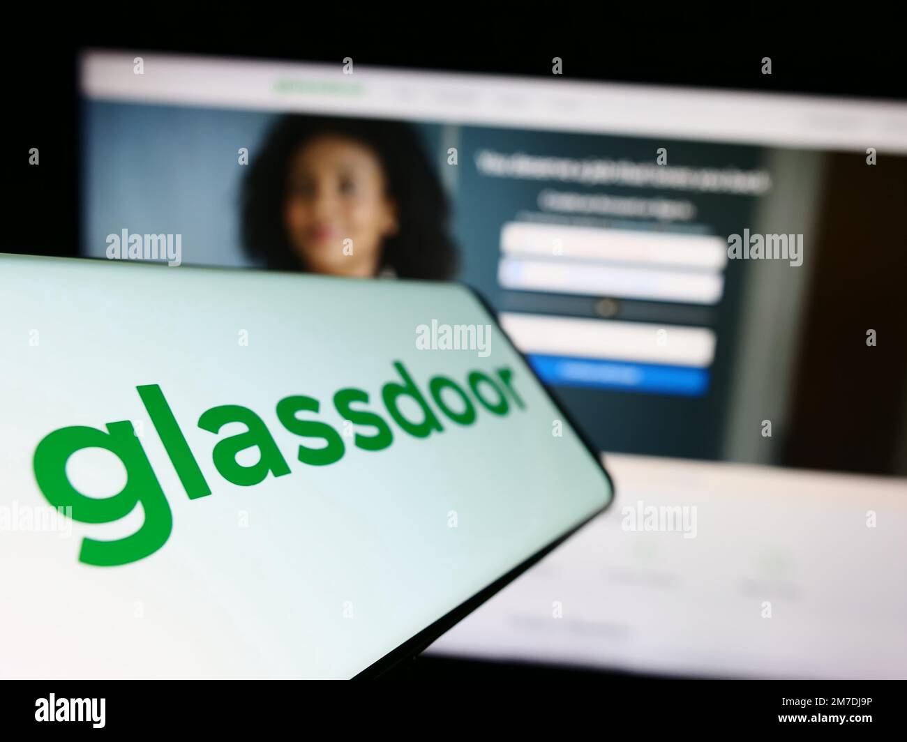 Glassdoor logo hires stock photography and images Alamy