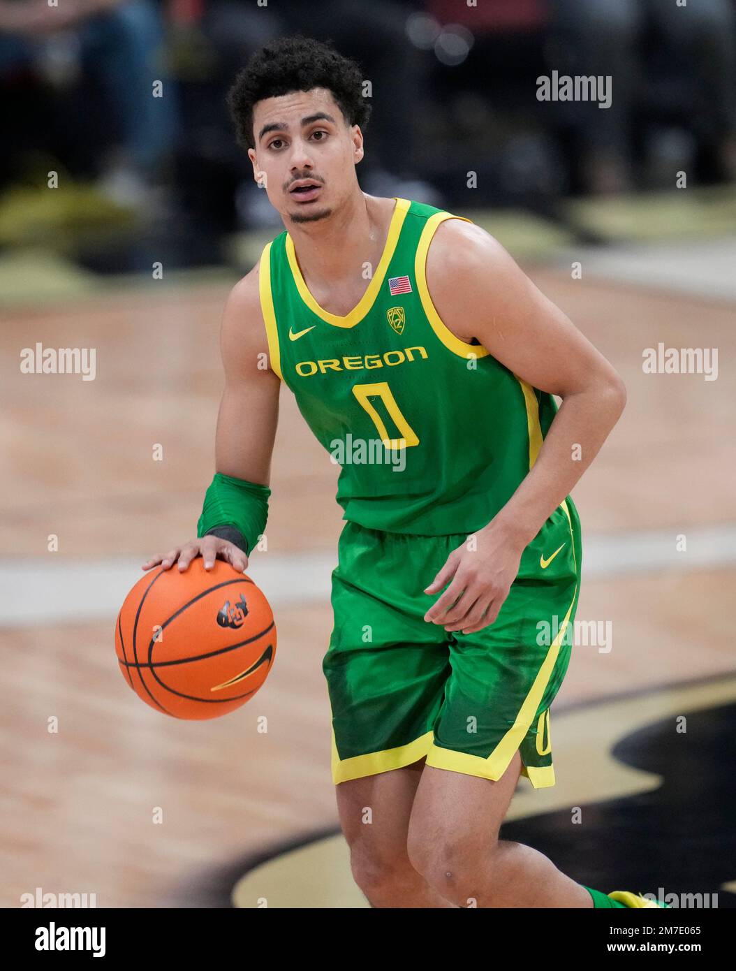 Oregon guard Will Richardson (0) in the first half of an NCAA college ...