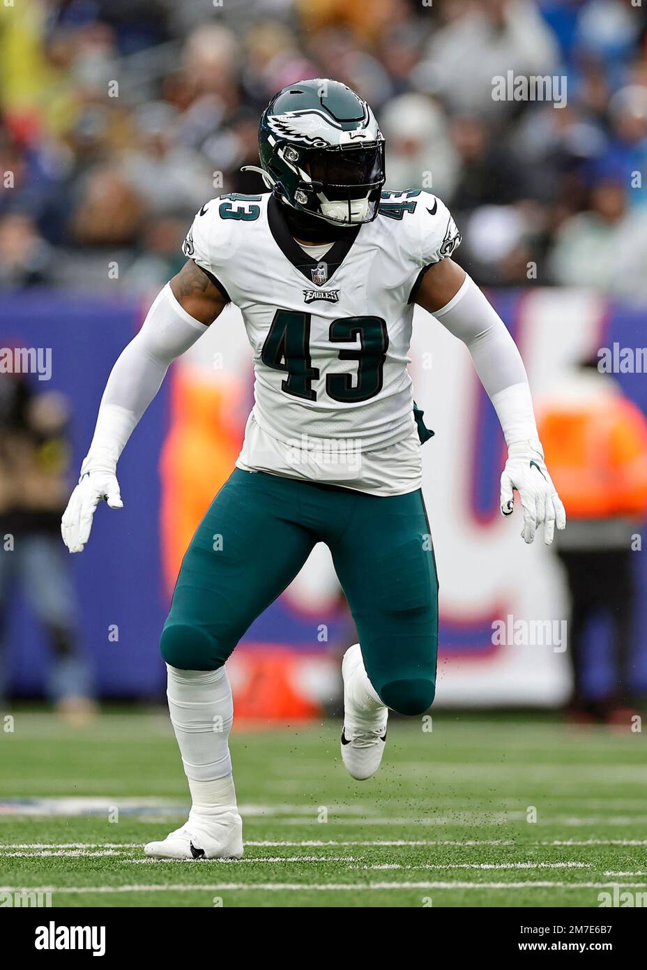 Philadelphia Eagles linebacker Kyzir White (43) drops in coverage during an  NFL football game against the Minnesota Vikings on Monday, September 19,  2022, in Philadelphia. (AP Photo/Matt Patterson Stock Photo - Alamy