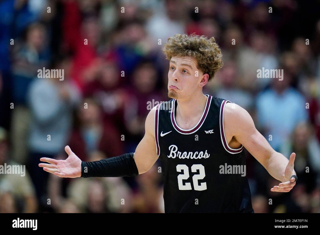 Santa Clara guard Brandin Podziemski reacts after scoring against
