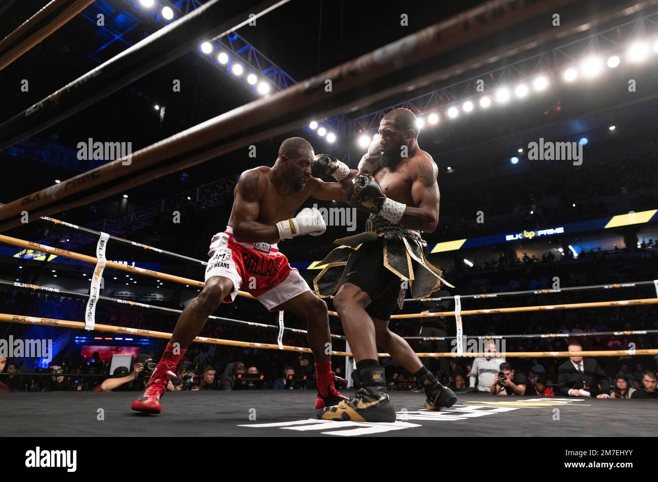 Steven Nelson, right, fights James Ballard during a light heavyweight